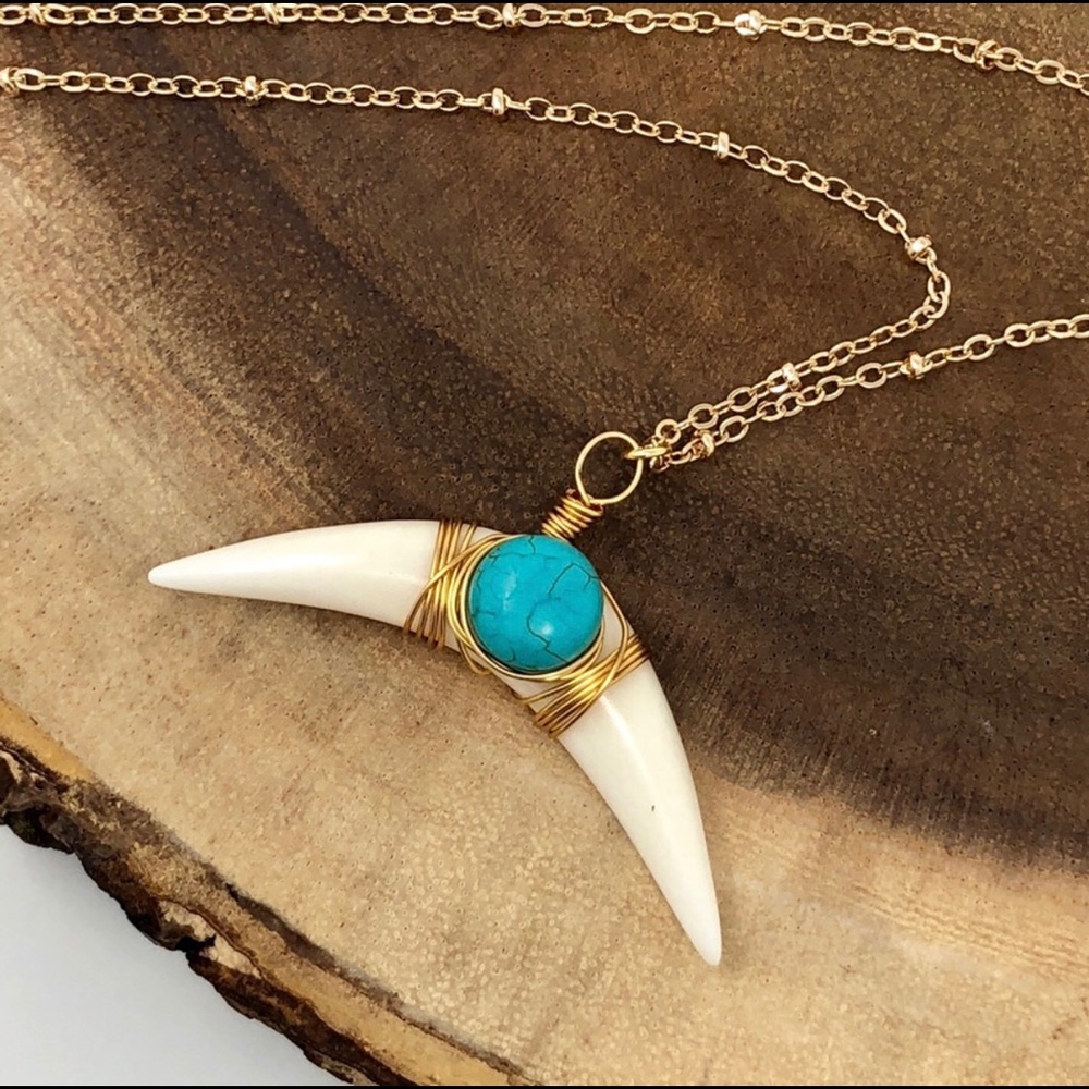 Horn 14k Gold Boho Howlite Necklace
